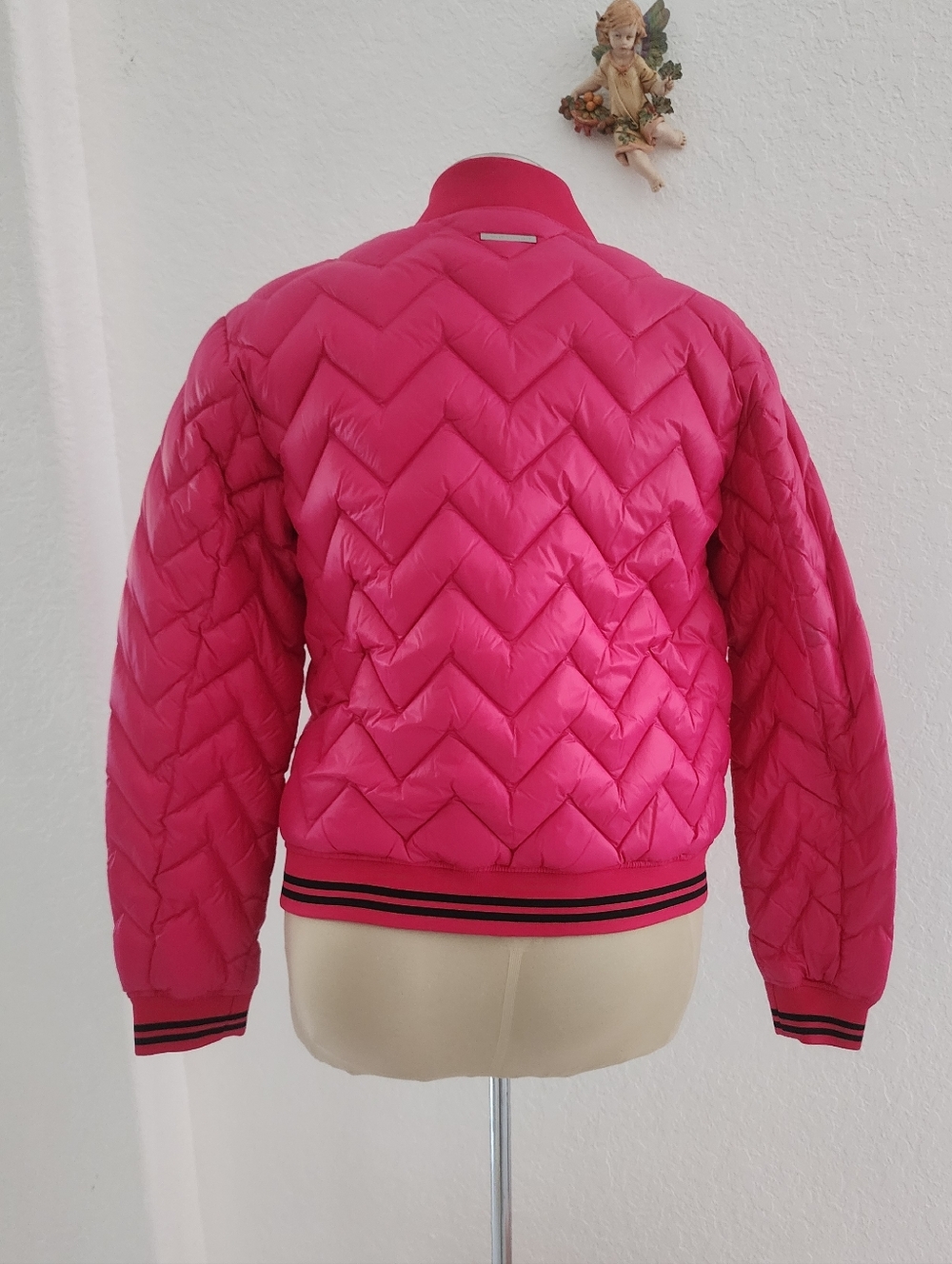 ARMANI EXCHANGE | Fuchsia Quilted Bomber Jacket - Women - Picture 2 of 12